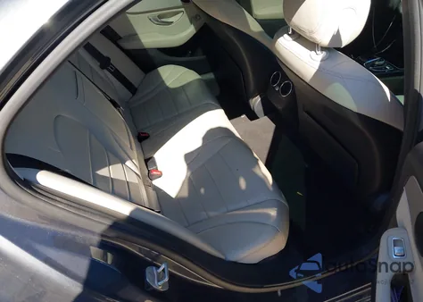 2016 Mercedes-Benz C 300 4Matic from USA, damaged, VIN 55SWF4KB0GU137674